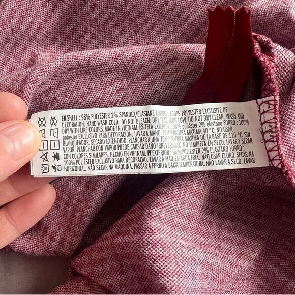 Forever 21 Maroon & White Houndstooth Pleated High Waist Skirt with Straps - Picture 11 of 12